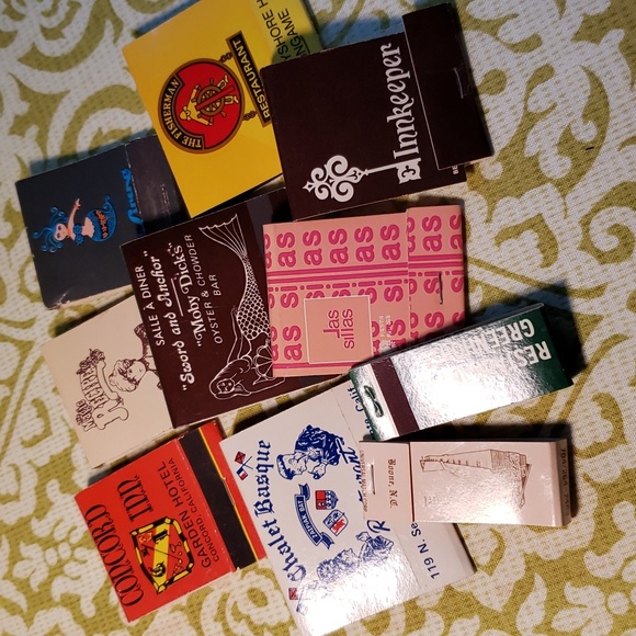 Restaurant advertising matchbooks 10 vtg - Picture 1 of 3